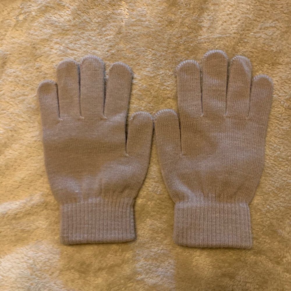 Cute pair of knit gloves cat/bird design - Picture 3 of 8
